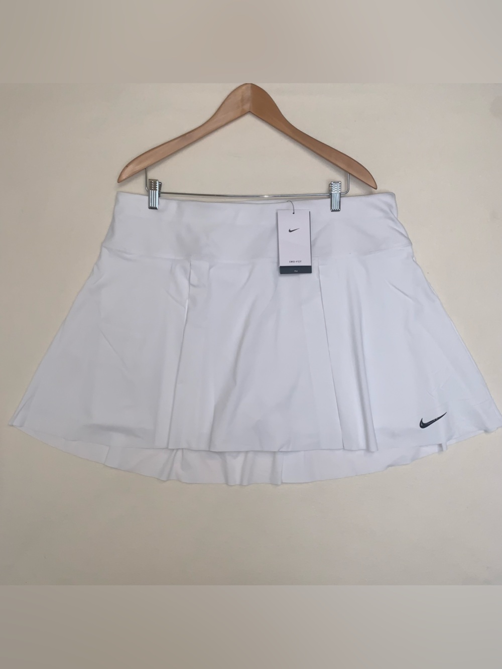 Nike Dri-Fit Tennis Advantage Club Skort Women’s Sz 1x White Pickleball Golf